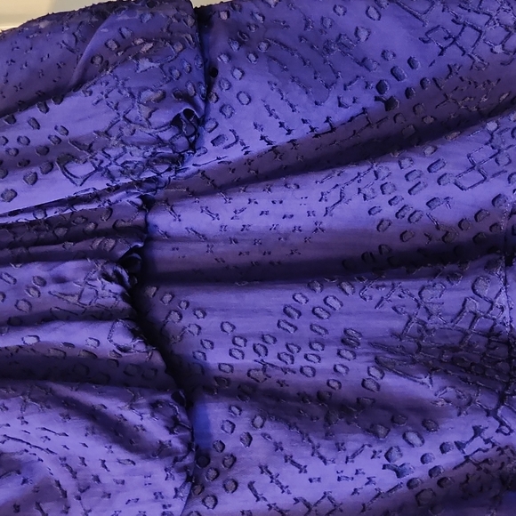 Lot of 2 BCBG Max Azria tops sweater cream purple blouse Sz S - Picture 3 of 5